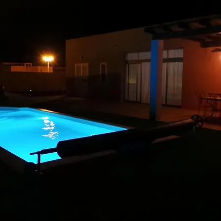 Luxury At Golf Course فيلة