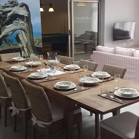 Luxury At Golf Course *